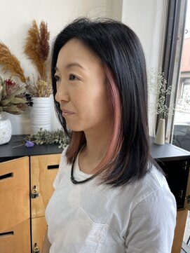 ノア(noa.) 柔らかピンクベージュのイヤリングカラー