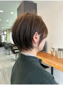 小顔カットショートボブ大人可愛いアッシュオリーブ20代30代40代