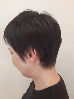 レーヴフォーヘアー(reve for hair)の写真/自然な髪色に染まり、白髪もしっかりカバーできる！繰り返す白髪染めでも低ダメージで艶感が増していく♪