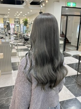 テテ(TETE) Olive greige／ブリーチ