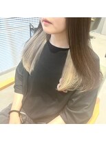 ビス ヘア アンド ビューティー 西新井店(Vis Hair＆Beauty)&nbsp;20代30代大人可愛いミルクティーベージュインナーカラー