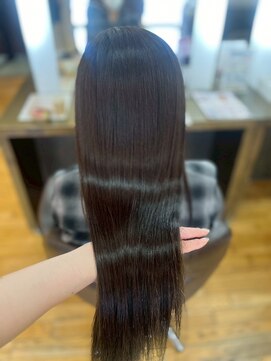 ヴァンカウンシル 清須店(VANCOUNCIL) 視線を奪う　艶感ロングストレート/髪質改善/Aujua