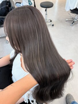 アルドーレフィエロ シンサイバシ(Ardore fiero shinsaibashi) ダブルカラーで作るグレージュ♪10代20代30代