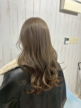 パーミルヘアーピピ(permille hair pipi) セミロング×ミルクティー×グレージュ