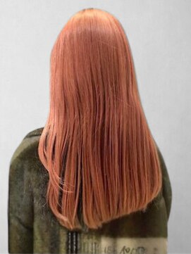 ポルト(porto produced by teatro hair salon) オレンジピンク ブリーチ ハイトーン 髪質改善 ロングヘア 美髪