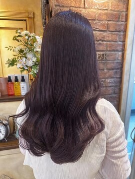 アリーシャ バイ アルティナ(Alisha by artina) バーガンディ/ワインレッド/ボルドーカラー