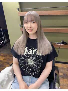 ガルボ ヘアー(garbo hair) グレーカラーで大人っぽカラー