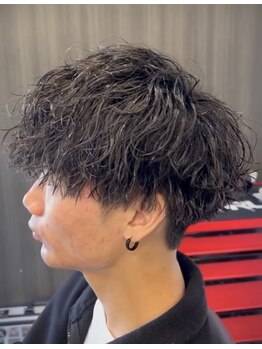 ネオエストログ(NeoestLog)の写真/流行りのパーマスタイルは任せて!メンズ特化スタイリスト在籍でメンズ予約率ナンバー1☆