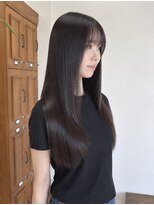 ダーツ(darts)&nbsp;suzuka 自然なストレート×レイヤーカットで扱いやすい髪へ