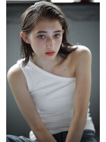 クロム(Chlom)&nbsp;Chlom立川☆外ハネミディアム TEL 0425125655