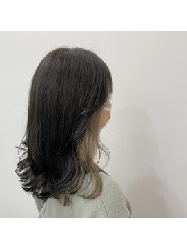 ラフ 原宿(L.a.a.g.f harajuku) イヤリングカラー グレージュ@原宿