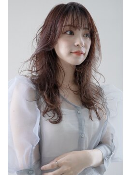 ヘアーアンドアイコーディネート マチルダ(MATILDA) ナチュラル、ロングレイヤー、カール