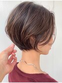 大人かわいい美髪ホワイトグレージュ ネビージュショートボブ