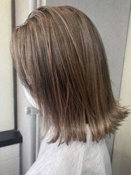 ココラー(COCOlar) 外はねイルミナカラー+カット