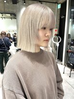 イリ(iLi)&nbsp;【iLi×REN】ホワイトベージュ/ホワイトグレージュ