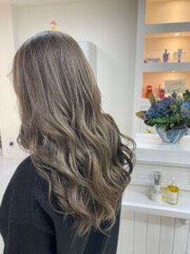 ランプ 柏(Lamp) ハイトーングレージュ