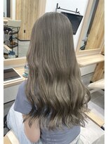 リノショアーズ 元町店(RINOSHORES)&nbsp;大人可愛い艶カラーカーキグレージュ