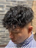 スパイキーショート/スペインカール<理容室>[メンズ/床屋/神田]