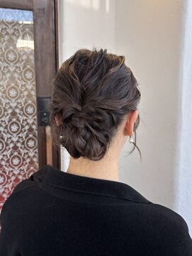 レゴリスヘアークリエイティブブランド(Regolith hair creative brand) ヘアセット/シニヨンヘア/ゆるふわシニヨン