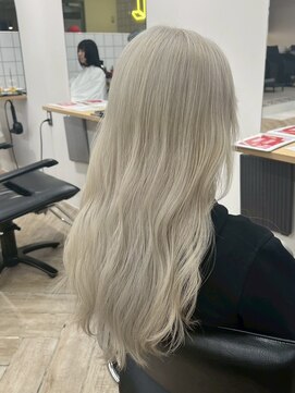 ラヴィズム(LUVISM) ダブルカラー/ケアブリーチ/インナーカラー/顔周りレイヤー