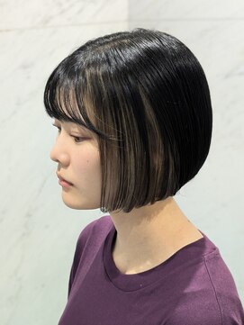 ベイリコルド(Bei Licoldo.) インナーカラーボブ