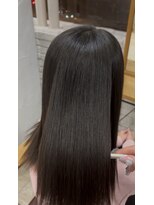 ベル(belle)&nbsp;縮毛矯正でアイロン無しでこの艶！！！