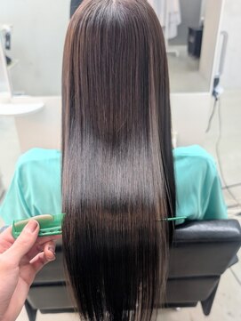 カラフェ(carafe) 美髪矯正　髪質改善カラー　20代30代40代　札幌大通マンツーマン