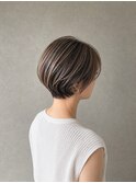 白髪ぼかし丸みミニボブ