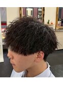 ツイストスパイラルパーマ　メンズシャドウパーマ　ハイライト