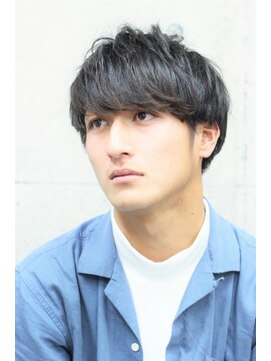 トッカ バイ クローネ 浦和(tocca by KRONE) ツーブロックマッシュ