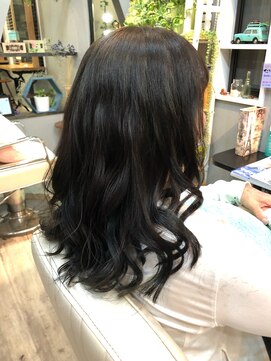 デイジー(Daisy) 暗髪グレージュ