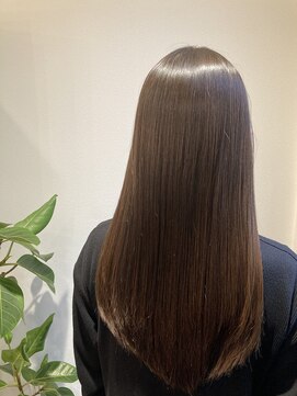 キー(KEY) ツヤツヤの憧れロングヘア