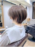 絶壁解消×マロンベージュ×40代×前髪長め大人ショートボブ永