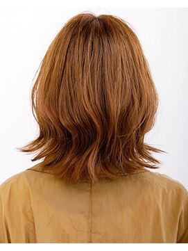 タヤ 自由が丘店(TAYA) ２０代３０代４０代大人かわいい小顔ひし形外ハネミディアム