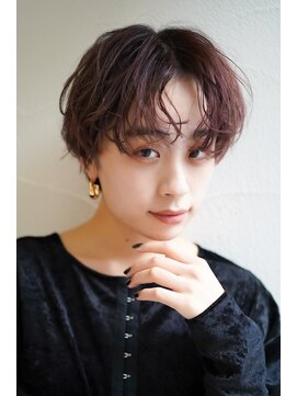 マセナ(Masena) センターパートショート×小慣れパーマ