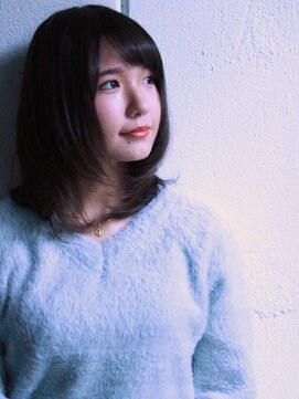 アトリエパーランプ(Atelier par LAMPE) 黒髪アッシュブラック斜めバングくせ毛風エアストレートw2