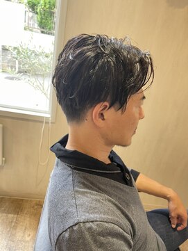 マロウ(marou) センターパートマッシュ