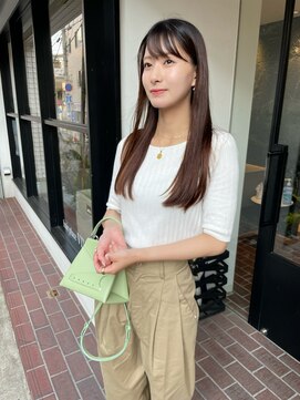 ヘアープレイス ヴィブ(hair place VIVE) 透明感のあるアッシュブラウン　触れたくなる高質感ロング