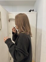 エイチ 梅田(H)&nbsp;beige color アンブレラカラー/レイヤーカット/ウルフカット/