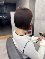 クラン 岡本(Chlan)&nbsp;前下がりボブ　切りっぱなしストレート