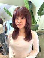 ワッツユアヘアストーリー(What’s your hair story)&nbsp;ハイレイヤー/ミディアムレイヤー/暖色カラー/ピンクブラウン