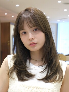 ザック ヴィ(ZACC  vie) レイヤーカット/ オリーブベージュ