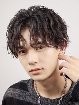 オーシャントーキョーハラジュク(OCEAN TOKYO harajuku) 波巻きパーマツイスパセンターパート