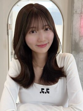 シーシンジュク 新宿南口(Sea shinjuku) ココアベージュ×レイヤー[小顔/黒髪/オリーブグレー]