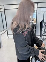 ベガ(VEGA)&nbsp;ロング　ケアブリーチ　ミルクティーベージュ　顔まわり　10代