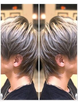 アットティー 金沢文庫(at tee...) 【at tee...】ショート×グレイシルバー【金沢文庫】