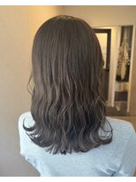 ロッカヘアエジェ(ROCCA hair eje.)&nbsp;くすみグレージュ×くびれミディ