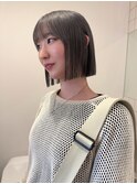 グレージュカラー/切りっぱなしボブ