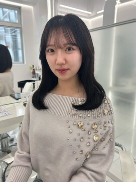 コア プラス 立川(COA PLUS) 韓国ヘア　くびれ巻き　ミディアムレイヤー　ミディアム　立川
