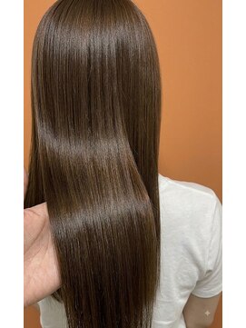イルヘアーデザイン(ill) 髪質改善縮毛矯正